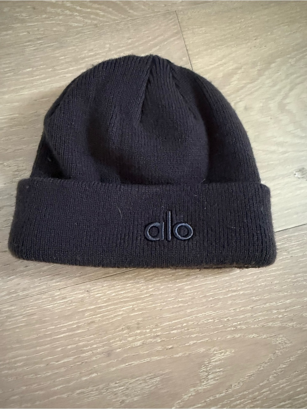 ALO Yoga Men's Black Folded Cuff Knit Beanie